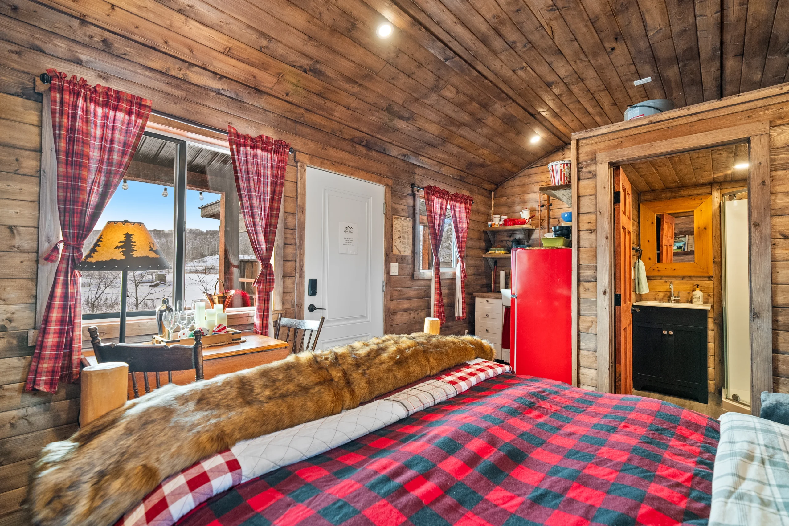 RRKCABIN2 RRK CABIN